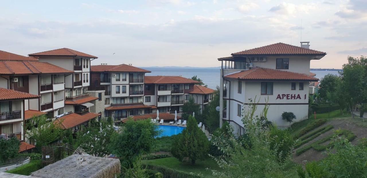 Апартамент Sea Paradise *