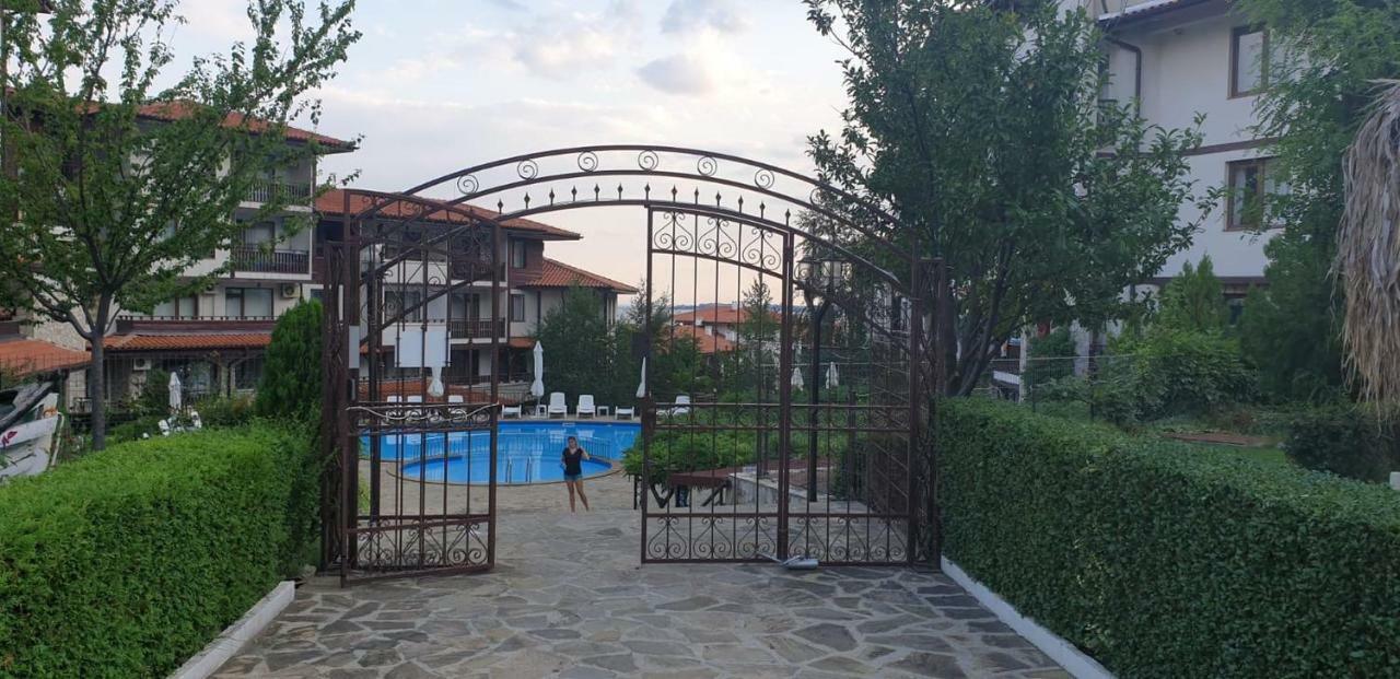 Sea Paradise Апартамент